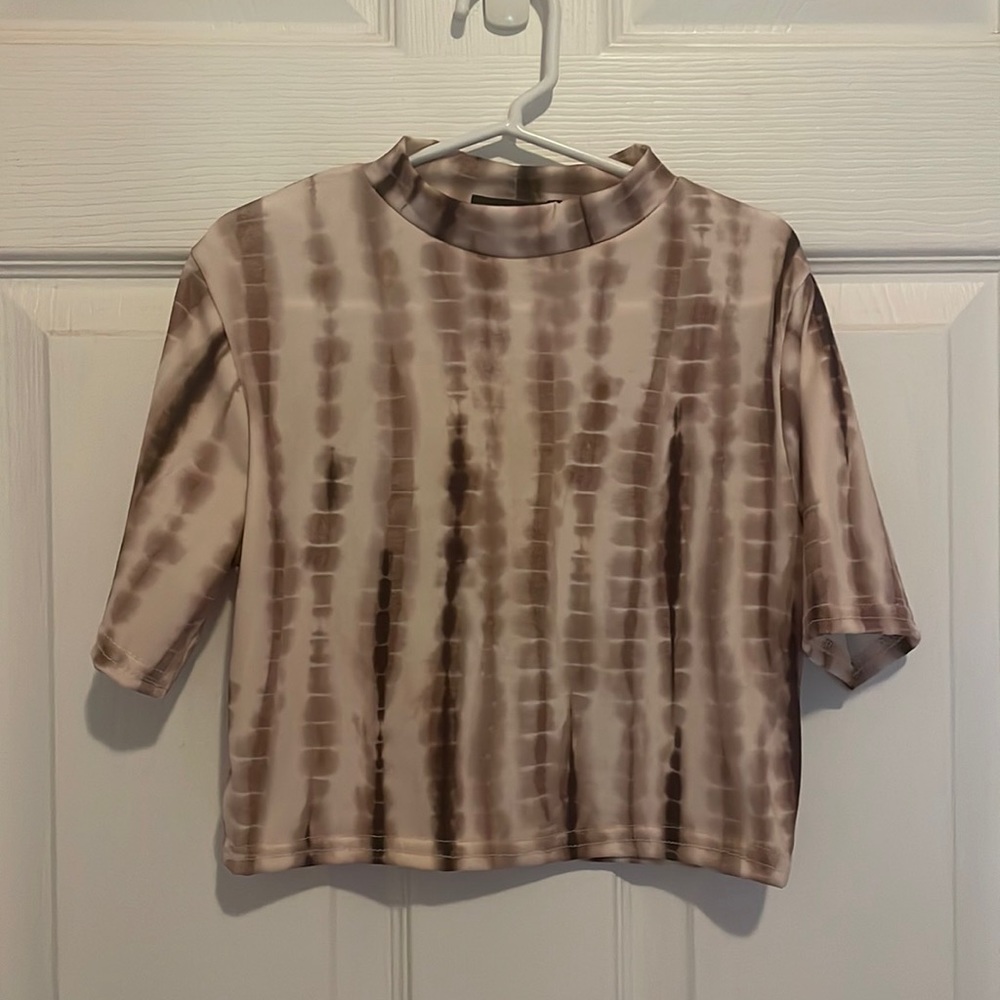 PrettyLittleThing Crop Top - Picture 4 of 6